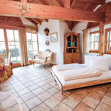 Mueller Nr 1 * كيرشبرغ ان تيرول